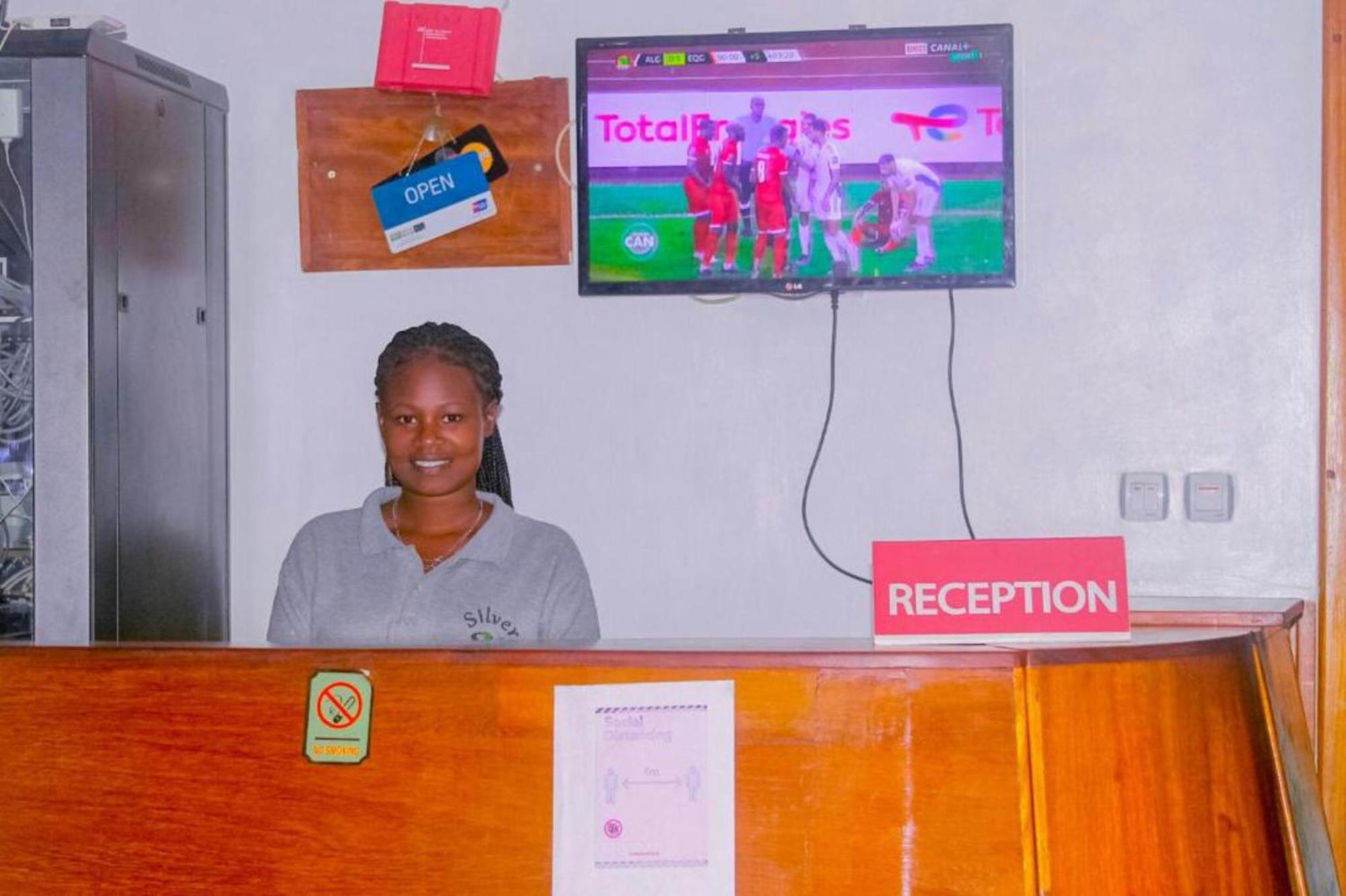 Silver Resident Hotel Near Convention Center Kigali Buitenkant foto